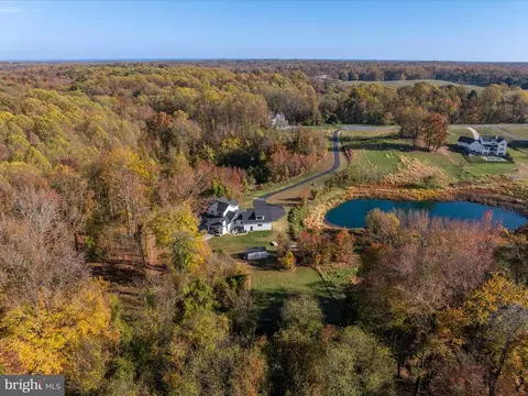 View/Area - 3910 Jiggsy Ct, Edgewater, MD 21037 photo 9 of 11