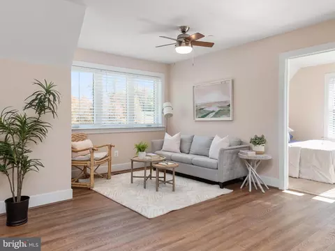 Living - 3910 Jiggsy Ct, Edgewater, MD 21037 photo 3 of 3