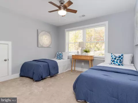Bedroom - 3910 Jiggsy Ct, Edgewater, MD 21037 photo 9 of 10