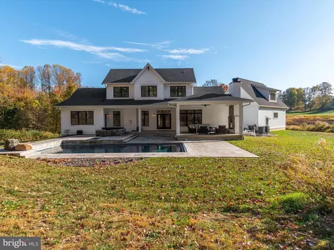 Exterior - 3910 Jiggsy Ct, Edgewater, MD 21037 photo 12 of 14