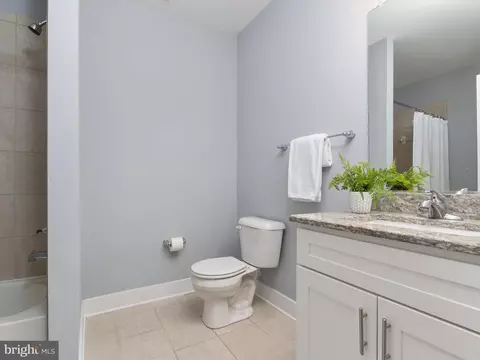 Bath - 3910 Jiggsy Ct, Edgewater, MD 21037 photo 5 of 5