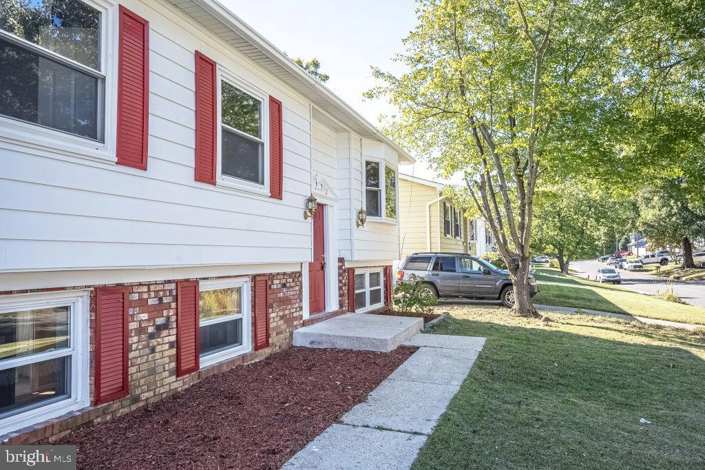 2212 Shore Dr, Edgewater, MD 21037 photo 3