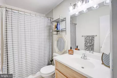 Bath - 374 Carronade Way, Arnold, MD 21012 photo 1 of 1