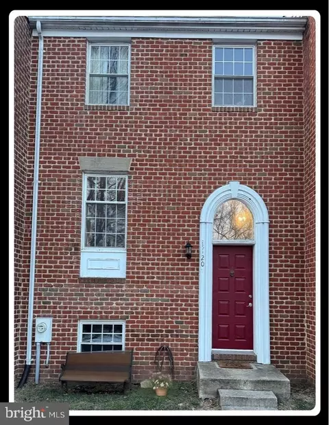 1120 Soho Ct #95, Crofton, MD 21114