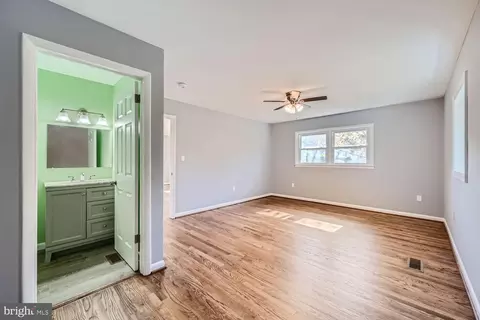 1200 Hillcreek Rd, Pasadena, MD 21122 photo 28
