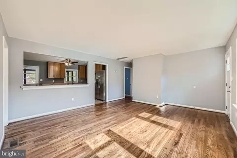 1200 Hillcreek Rd, Pasadena, MD 21122 photo 21