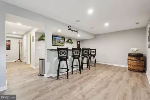 Entry Way - 8536 Skipjack Pl, Pasadena, MD 21122 photo 1 of 2