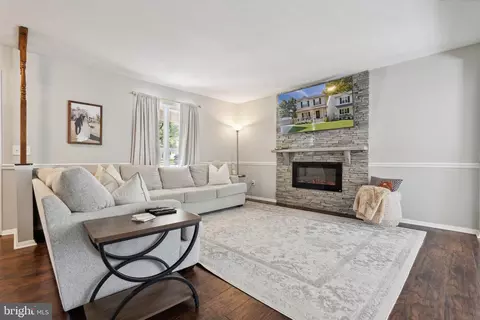 Living - 8536 Skipjack Pl, Pasadena, MD 21122 photo 1 of 1
