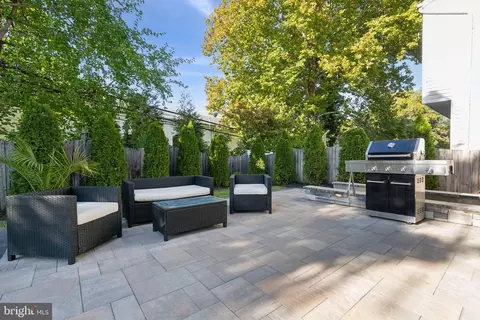 Exterior - 8536 Skipjack Pl, Pasadena, MD 21122 photo 4 of 5