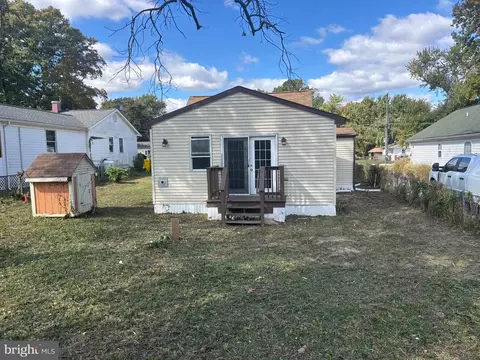 Other - 7611 Paradise Beach Rd, Pasadena, MD 21122 photo 5 of 6