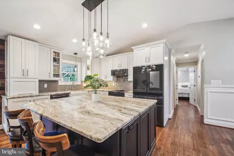 Kitchen - 525 Overhill Dr, Edgewater, MD 21037 photo 1 of 4