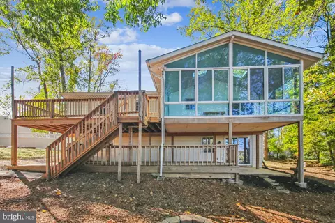 Exterior - 525 Overhill Dr, Edgewater, MD 21037 photo 1 of 13