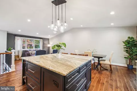 Kitchen - 525 Overhill Dr, Edgewater, MD 21037 photo 3 of 4