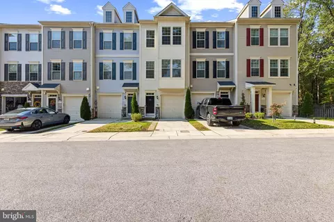 8225 Hollow Ct, Severn, MD 21144