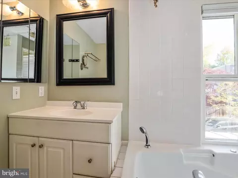 Bath - 25 Cathedral St, Annapolis, MD 21401 photo 1 of 2