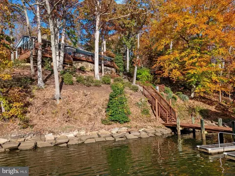 131 Wallace Manor Rd, Edgewater, MD 21037 photo 13