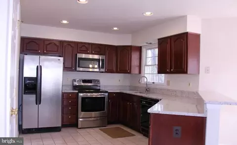 12 Little River Rd, Laurel, MD 20724 photo 4