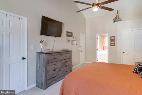 695 209th St, Pasadena, MD 21122 photo 23