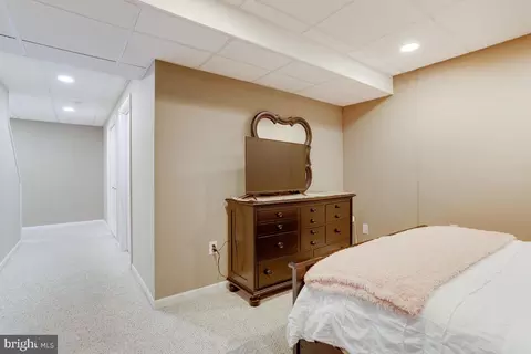 695 209th St, Pasadena, MD 21122 photo 32