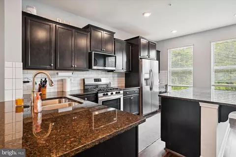 Kitchen - 312 Bright Light Ct, Edgewater, MD 21037 photo 2 of 2