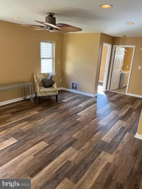 7841 Outing Ave, Pasadena, MD 21122 photo 10