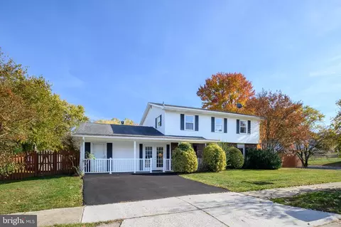 7919 Stonehearth Rd, Severn, MD 21144