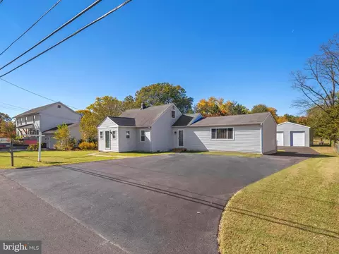 12 Disney Ave, Pasadena, MD 21122 photo 6