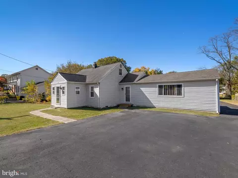 12 Disney Ave, Pasadena, MD 21122 photo 40