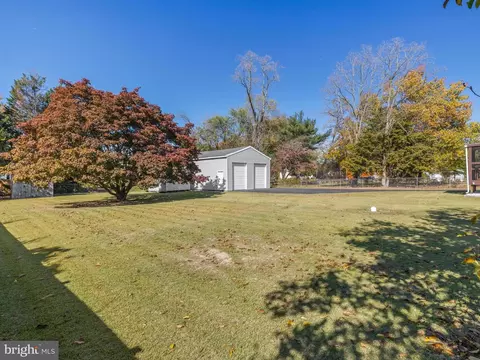12 Disney Ave, Pasadena, MD 21122 photo 28