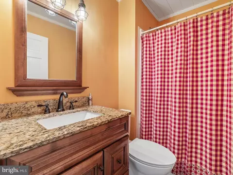 12 Disney Ave, Pasadena, MD 21122 photo 16