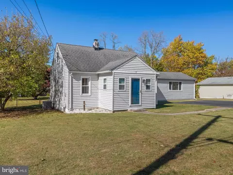 12 Disney Ave, Pasadena, MD 21122 photo 39