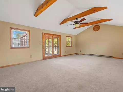12 Disney Ave, Pasadena, MD 21122 photo 3