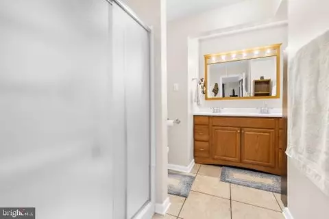 Bath - 7520 Cranberry Ct, Hanover, MD 21076 photo 2 of 2