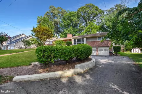3311 Mulberry St, Edgewater, MD 21037 photo 2