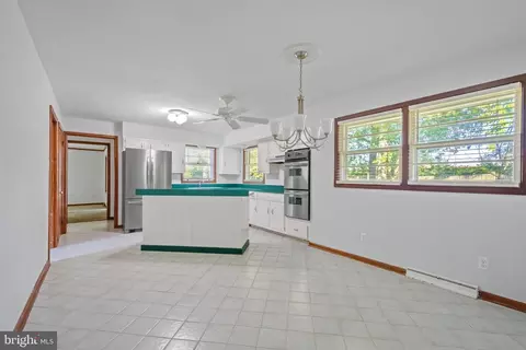 3311 Mulberry St, Edgewater, MD 21037 photo 9