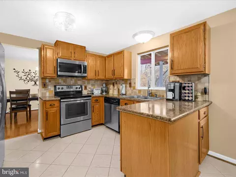 2904 Rockingham Ct, Pasadena, MD 21122 photo 10
