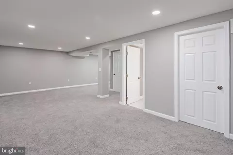 775 Woods Rd, Pasadena, MD 21122 photo 34
