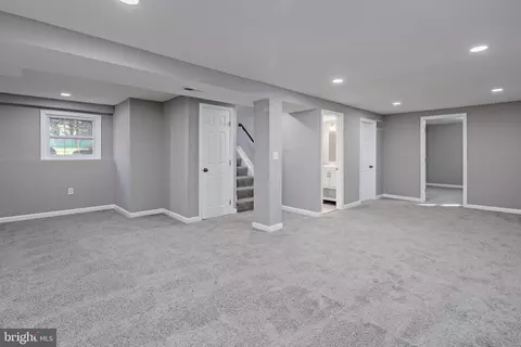 775 Woods Rd, Pasadena, MD 21122 photo 30
