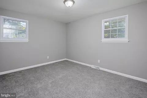 775 Woods Rd, Pasadena, MD 21122 photo 19