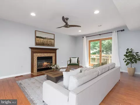 1825 Judicial Way, Crofton, MD 21114 photo 3