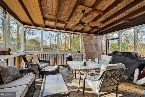 8394 Armstrong Dr, Pasadena, MD 21122 photo 39