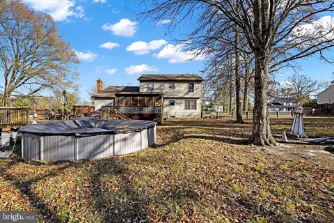 8394 Armstrong Dr, Pasadena, MD 21122 photo 42