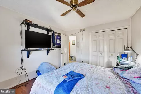 8394 Armstrong Dr, Pasadena, MD 21122 photo 31