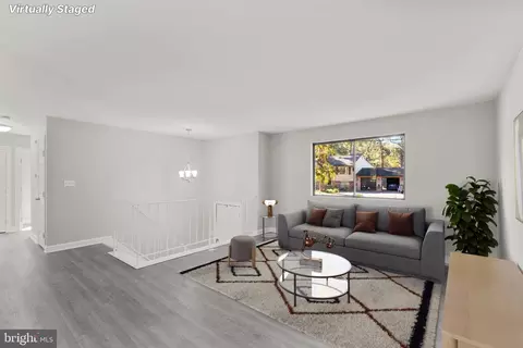 17 Carroll Rd, Pasadena, MD 21122 photo 4