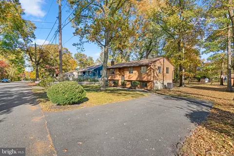 17 Carroll Rd, Pasadena, MD 21122 photo 48