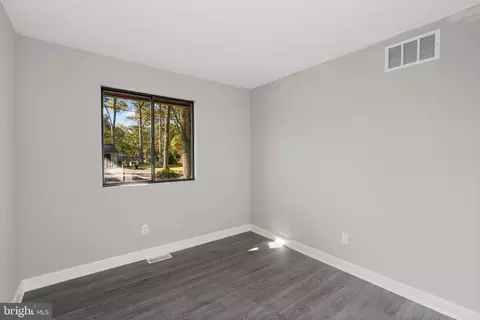 17 Carroll Rd, Pasadena, MD 21122 photo 25