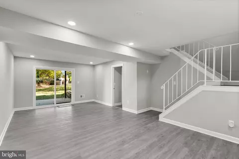 17 Carroll Rd, Pasadena, MD 21122 photo 28