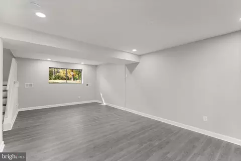 17 Carroll Rd, Pasadena, MD 21122 photo 32