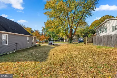 3677 6th Ave, Edgewater, MD 21037 photo 1