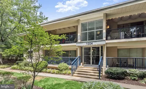 1004 Primrose Rd #301, Annapolis, MD 21403